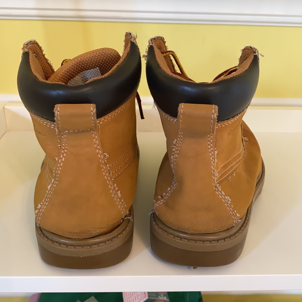 Eddie Bauer workwear inspired lace up ankle boots brown wheat color - Picture 5 of 11
